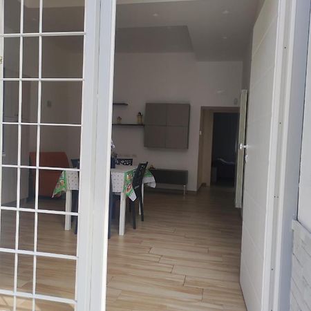 Giada'S House Apartment Cimitile Bagian luar foto